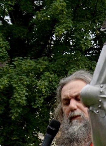 Jambe gauche de l'armure